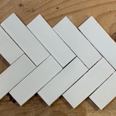     Geglazuurde visgraat Marokkaanse Bejmat witte tegel 5 x 15 cm per 0,8 m2
