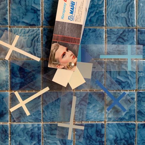     Glasmozaïek blauw 5 x 5 cm op matje per 0,98 m2
