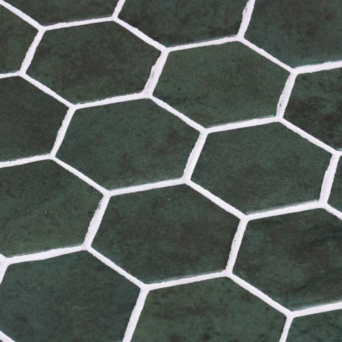     Hexagon XL glasmozaiek donkergroen mosgroen glanzend 5 x 5 cm op matje per 0,49 m2
