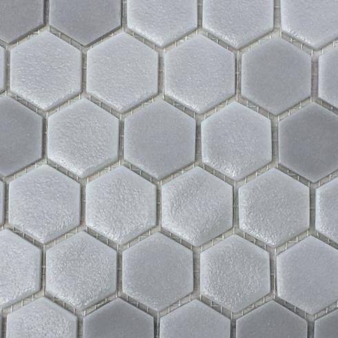     hexagon lichtgrijze mix mozaïek robuust 2,7 x 3 cm op matje per m2
