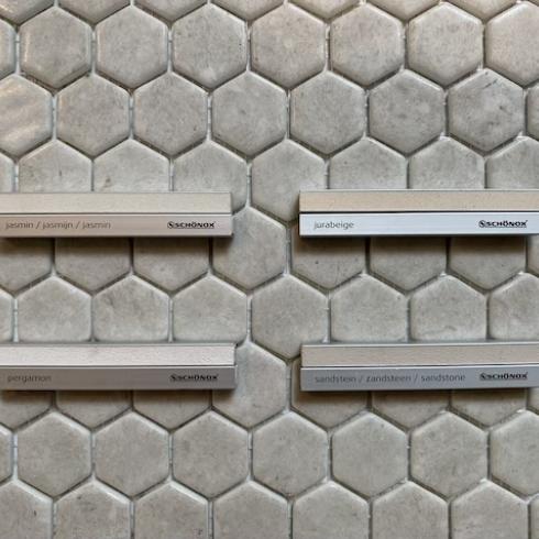     hexagon normatech antislip limestone ivory mozaïek 2,7 x 3 cm op matje per 0,53 m2
