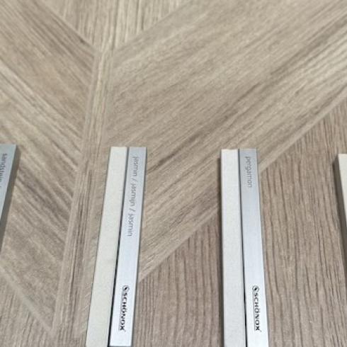     Houtlook decortegel naturel 59,5 x 119,2 cm per 1,42 m2
