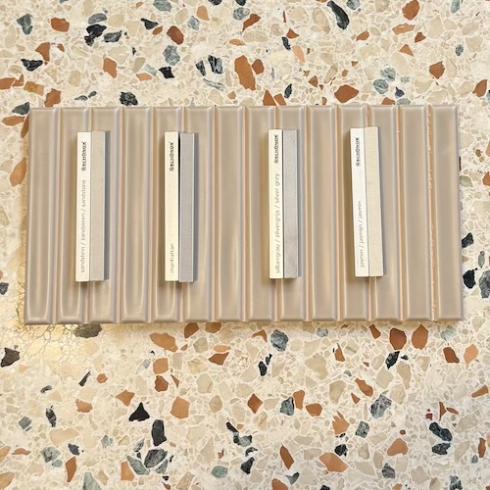     Small stripes zandkleur mat wandtegel 12,5 x 25 cm per 0,438 m2
