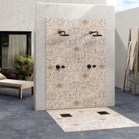     Antiek anitslip decortegel met bruintint 20 x 20 cm per m2
