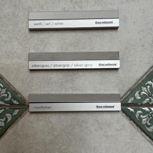     Octagon wit met groen decor 4 op 1 tegel 33 x 33 cm per m2
