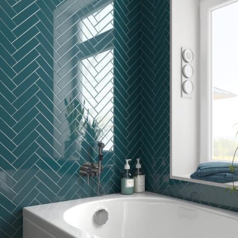     Kustlijn liso turquoise glans 5 x 20 cm wandtegels per 0,60m2

