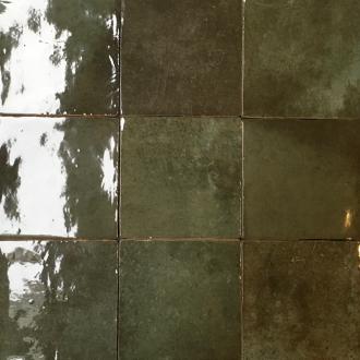     Crafted square dark green donkergroen glanzende tegelmix 13 x 13 cm per m2
