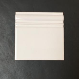    skirting wit glanzend brede plinttegel 15 x 15 cm per stuk
