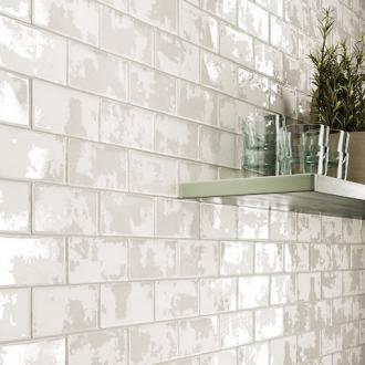     Cloudy white wit mat met glans 7,5 x 15 cm per 0,5 m2
