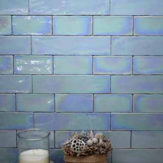     Half tile metallic light blue 7,5 x 30 cm visgraat per m2
