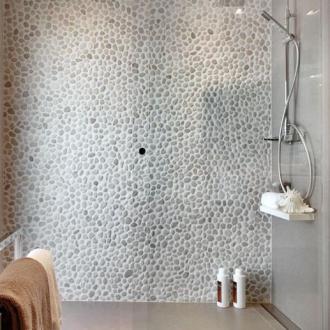     Beach Pebbles black grijszwarte kiezelstenen op matje per m2
