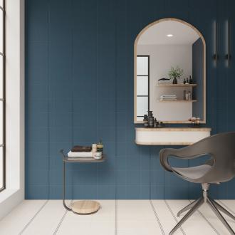     Linea effen donkerblauwe matte wand- en vloertegel 15x15cm per 0,55m2
